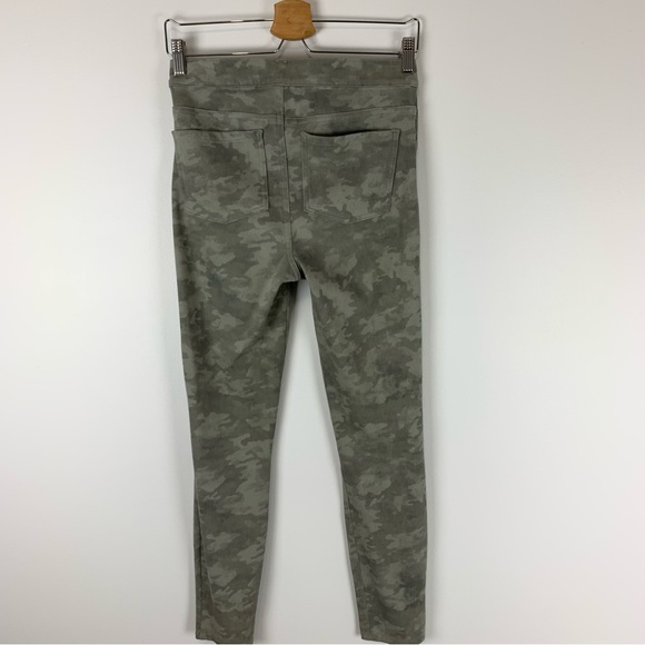 Spanx Jeanish Green Camo Pull On Legging Pants Size Small - Picture 6 of 13